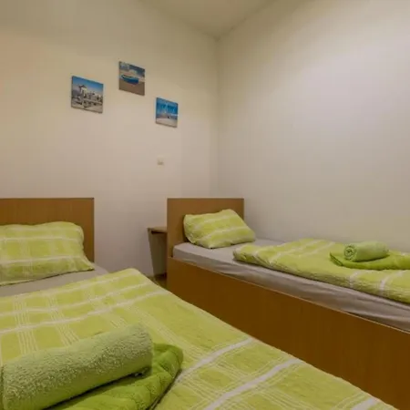 Charming Vlatka - Two Bedroom With Loggia Apartman