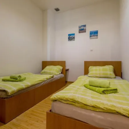 Charming Vlatka - Two Bedroom With Loggia
